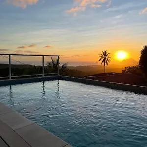 Les Pameyaque 2 F2 Avec 1 Piscine Et 1 F3 Avec 1 Piscine, Superbe Vue Sur La , Riviere-Salee Martinique